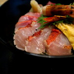 日本橋漁港 快海 - 金目鯛の海鮮丼