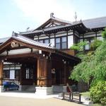 メインダイニングルーム 三笠 - ホテル外観