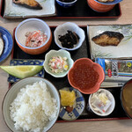 ちどり - 朝食全景