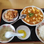 Fukurin - 日替りランチB麻婆豆腐＋鶏唐揚（２コ）定食