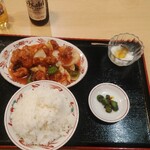 聚香楼 - 酢豚定食ご飯大盛り