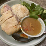 旅人シェフのタイ食堂 KHAO - カオマンガイＬ