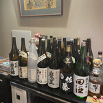 Nochika - さまざまな焼酎や日本酒がズラリ。