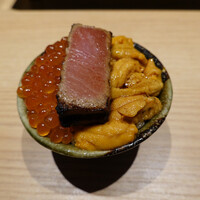 焼うおいし川  六本木凛華楼 - 至福の三色丼　完成