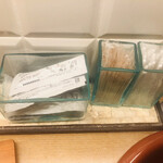 Karubiyadaifuku - トイレにはマウスウォッシュ爪楊枝綿棒がありました