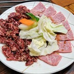 焼肉高山 - ハラミ2、レバー、上カルビ