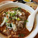 香港厨房 - マーラーメン半チャーハン780円