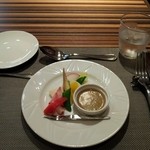 ete - バーニャカウダ　かに味噌のソース
                                