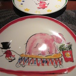 ストラスジュール - デザートの受け皿も一人づつ違います