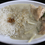 モモタイ - グリーンカレー