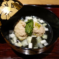 京味 もと井 - お椀：鴨つくね、白ネギ