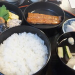 鰻付き三重弁当