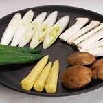 Assortment of 5 kinds of grilled vegetables