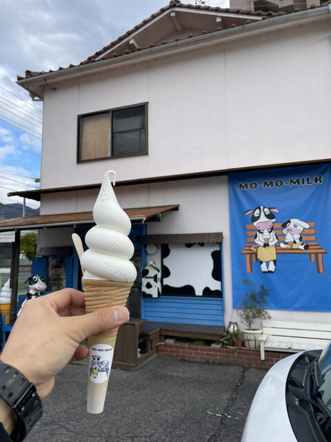 ソフトクリーム 移転】モーモーミルク （MO-MO-MILK ） - 中深川/ソフトクリーム