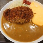 Restaurant Ponchi - よくばりカレー（オムレツ・メンチカツ）