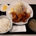 食堂 ことり - 唐揚げ定食(750円也) ご飯のお代わりは無料です！