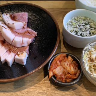 やきにく ら、ぼうふ_0