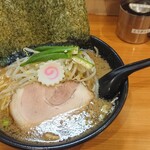 横浜ラーメン てっぺん家 - 