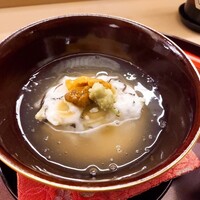 赤坂 菊乃井 - ⚫【蓋物】「甘鯛蕪蒸し  雲丹  銀杏  百合根  木耳  山葵  銀餡」