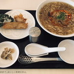壺畑 - メイン　酸辣湯麺　