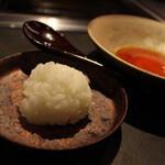 北海道焼肉 北うし - ゆきさやか　プチむすび　すき焼き卵をINしていただきます