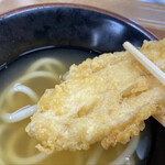 讃岐うどん 上原屋本店 - お好きな天ぷらもお忘れなく！大好きなれんこんをチョイス(*´³`*)ﾁｭｯ♡♡