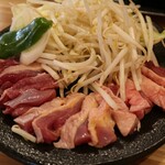 地鶏食堂 - 種鶏(定食・単品両方あり)