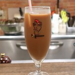 トリワイン ＰＩＫＯＳＨＨＨＵ - アイスコーヒー＋ミルク