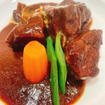 三栗 - 黒毛和牛頬肉のシチュー