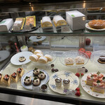 パティスリー プリュスプリュス - 