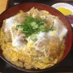 Chiduru - 人気のカツ丼！味噌汁付で650円成^ ^