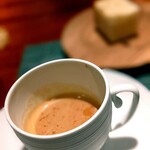 蒼 - 赤座海老のビスク。初めての方に、これを召し上がっていただきたかった。いつも素晴らしい。