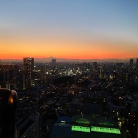 DINING & BAR TABLE 9 TOKYO - 