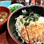 万世麺店 - ざる排骨麺（1玉）+パクチー