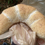 こごみパン - ブランの塩バターパン