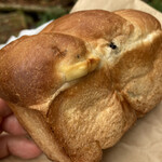 こごみパン - クランベリーとクリームチーズのプチ食パン