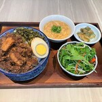 午餐露蘿飯套餐