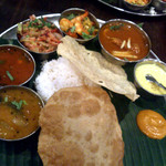 ダバ インディア - ホリディランチミールス1600円、ノンベジタブルバージョン