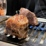 TOKYO焼肉ごぉ はなれ - 厚切り上ハラミ