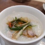 Laota - 小皿に取り分け、薬味と魚醤をかけていただきました。