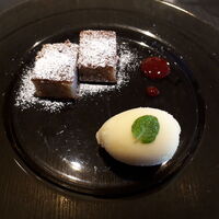 IL PINOLO SKY TERRACE 横浜 - 