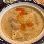 Shitai - ゲンカリー（鶏肉とジャガイモのイエローカリー）