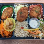 コーチャル - キャベメン三重奏弁当（880円）