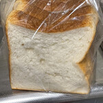 食ぱんの店 春夏+秋冬 JR神戸駅店 - 角 5枚切　¥330- 2021.12.4 Sat.