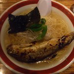 鮎ラーメン - 鮎まるゴトラーメン￥1000