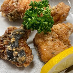 鯉とうなぎのまるます家 - なまずから揚