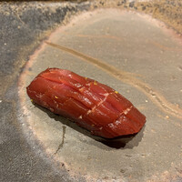 鮨 銀座 おのでら - マグロ漬け