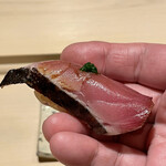 すし宮川  - 皮目のサクッとでは無くシャクッと来る食感が何とも言えず最高でした‼︎コレは凄いです‼︎