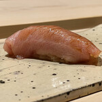 すし宮川  - めじ鮪はらす