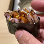 すし宮川  - 実に丁寧な仕事が宿っております！コレで蝦蛄海老5匹分有ります！然も特大の蝦蛄海老です‼︎